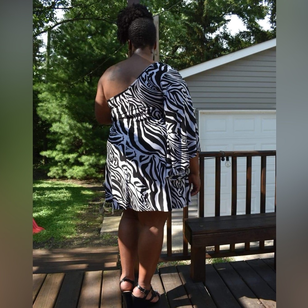 One Shoulder Dress - Picture 5 of 5